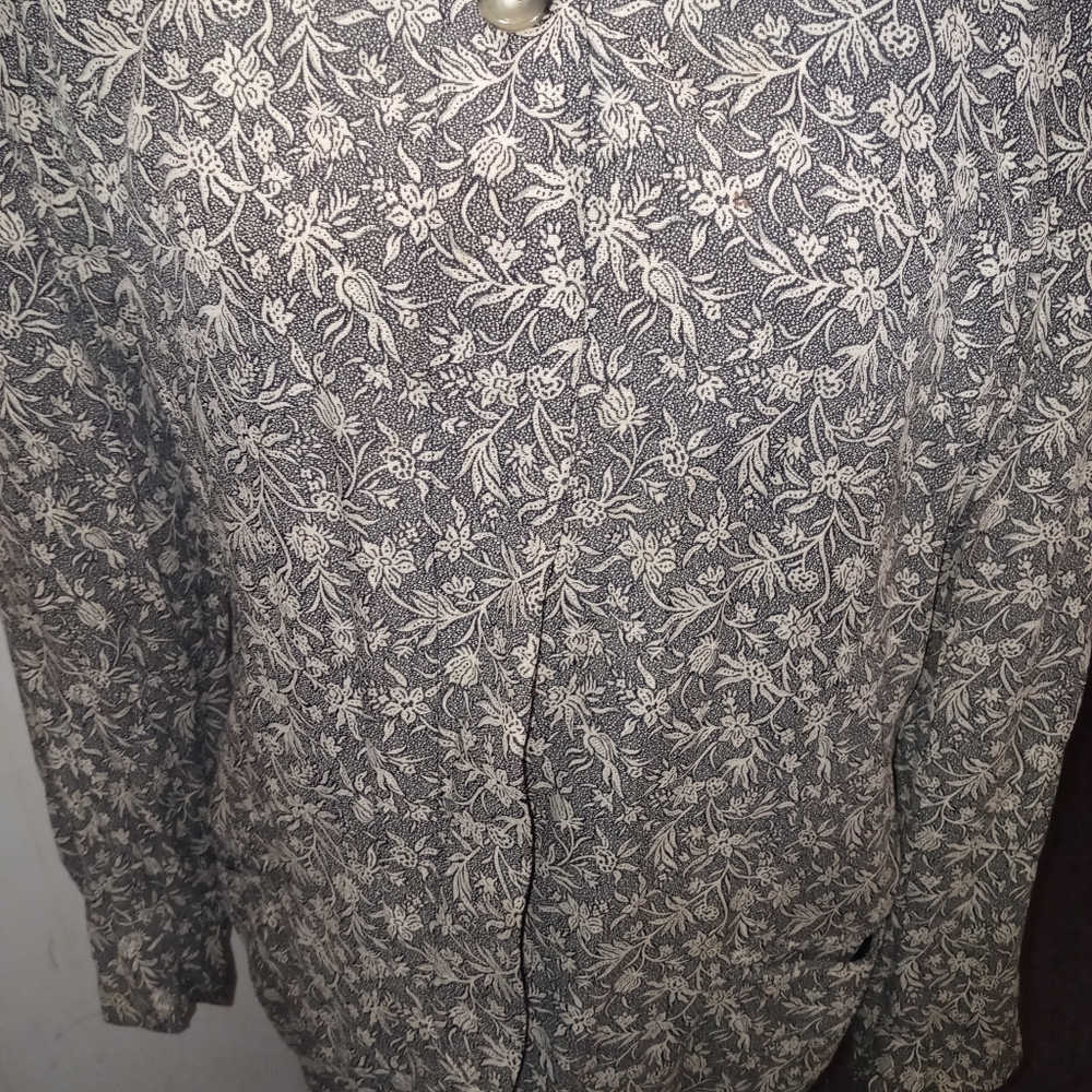 JH Collectibles Collarless Black and Cream Lined Blazer